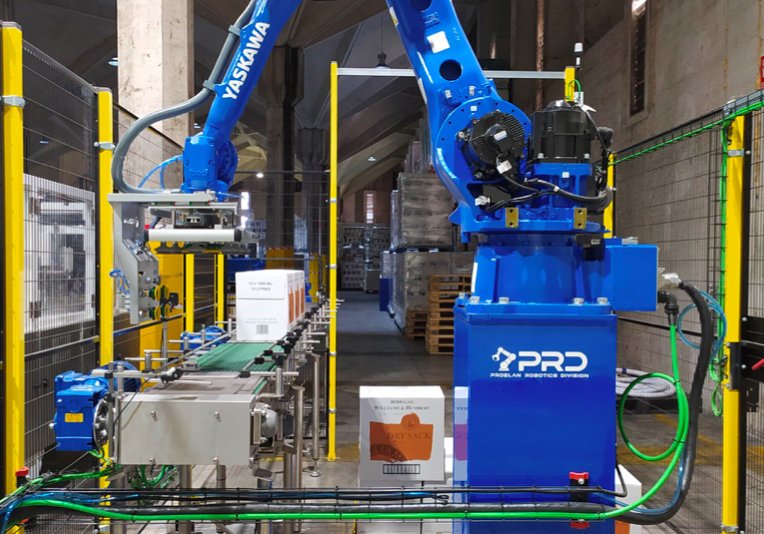 El robot PL80 de Yaskawa y el software PalletSolver permiten a Proelan automatizar y mejorar la flexibilidad de producción en el almacén WILLIAMS & HUMBERT